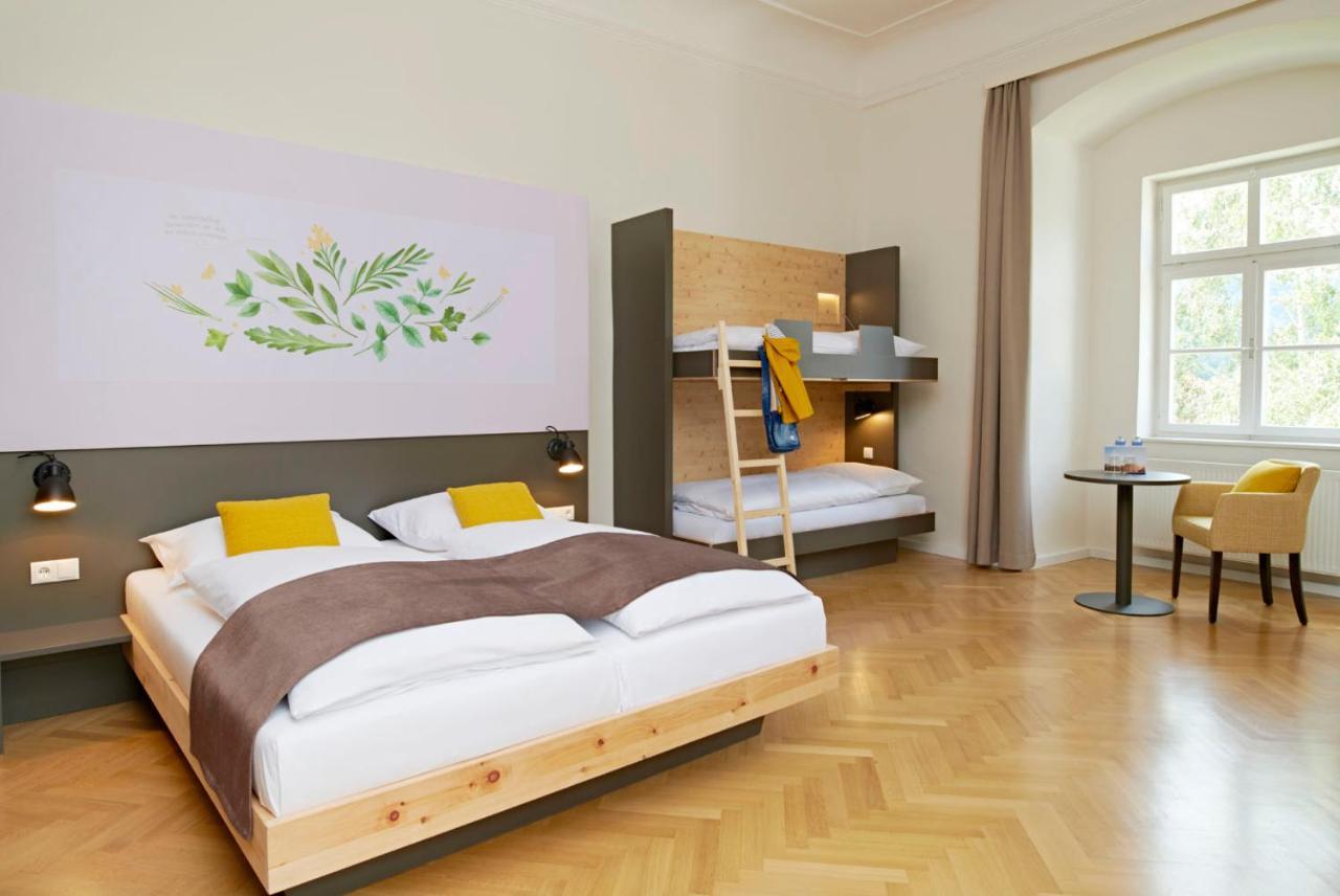 JUFA Hotel Stift Gurk Eksteriør billede